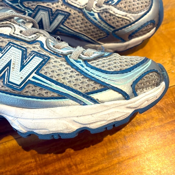 New Balance 740 Athletic Kids Shoes ✨ - Picture 3 of 13